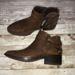 Baretraps Maci Booties